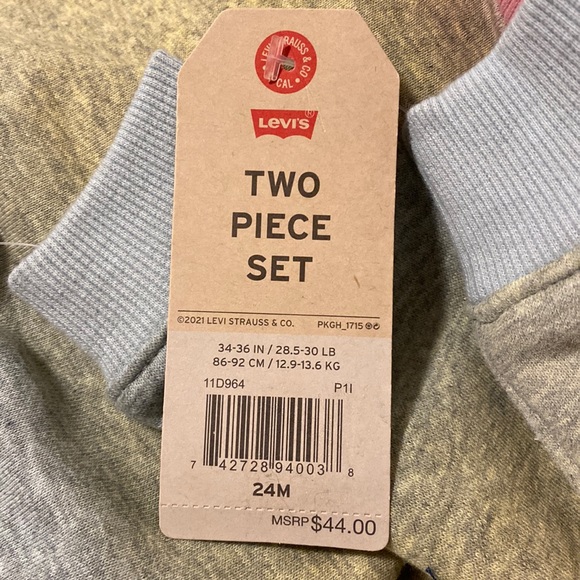 LEVI’S Two Piece Set - Picture 16 of 16
